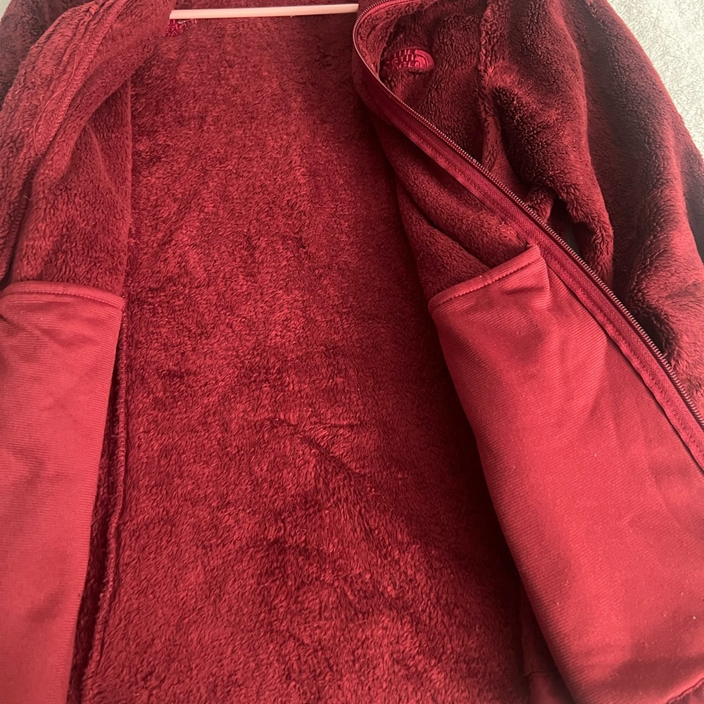 The North Face Women's Plush Red Teddy Jacket - Picture 5 of 6